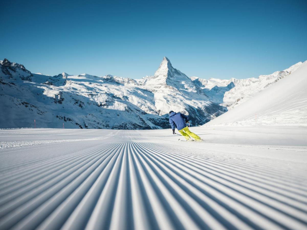 Alpenblick Superior Hotel Zermatt Exterior photo